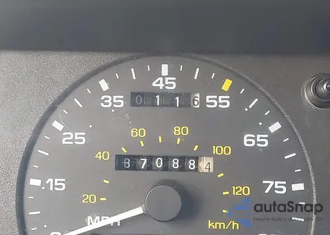 1993 Ford Taurus Gl z USA, uszkodzony, nr VIN 1FACP5246PG326785